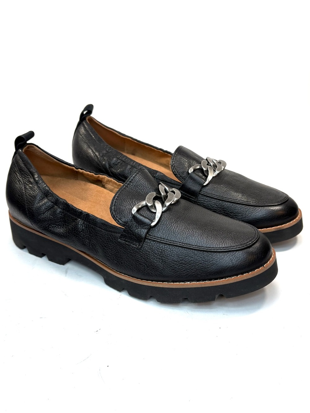 Vionic Cynthia Black Leather Loafers | 10